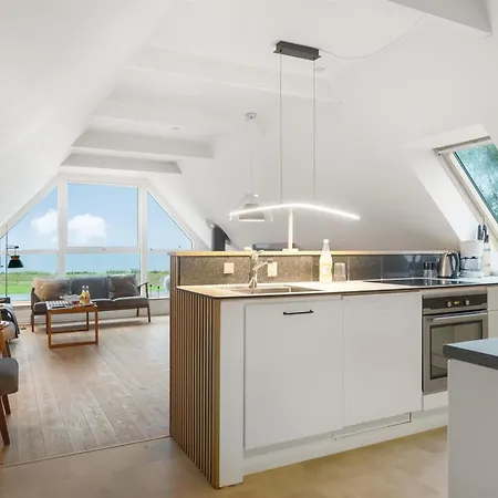 Raika - 25m To The Fjord By Interhome